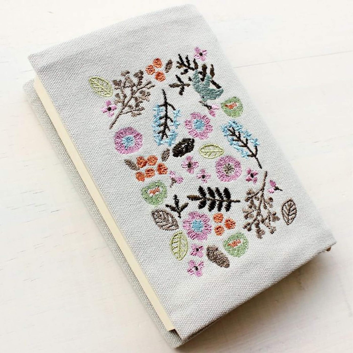 Furukawa Shiko Embroidered Book Cover A6 - Kotori Biyori - Hontowatashi - Book Covers