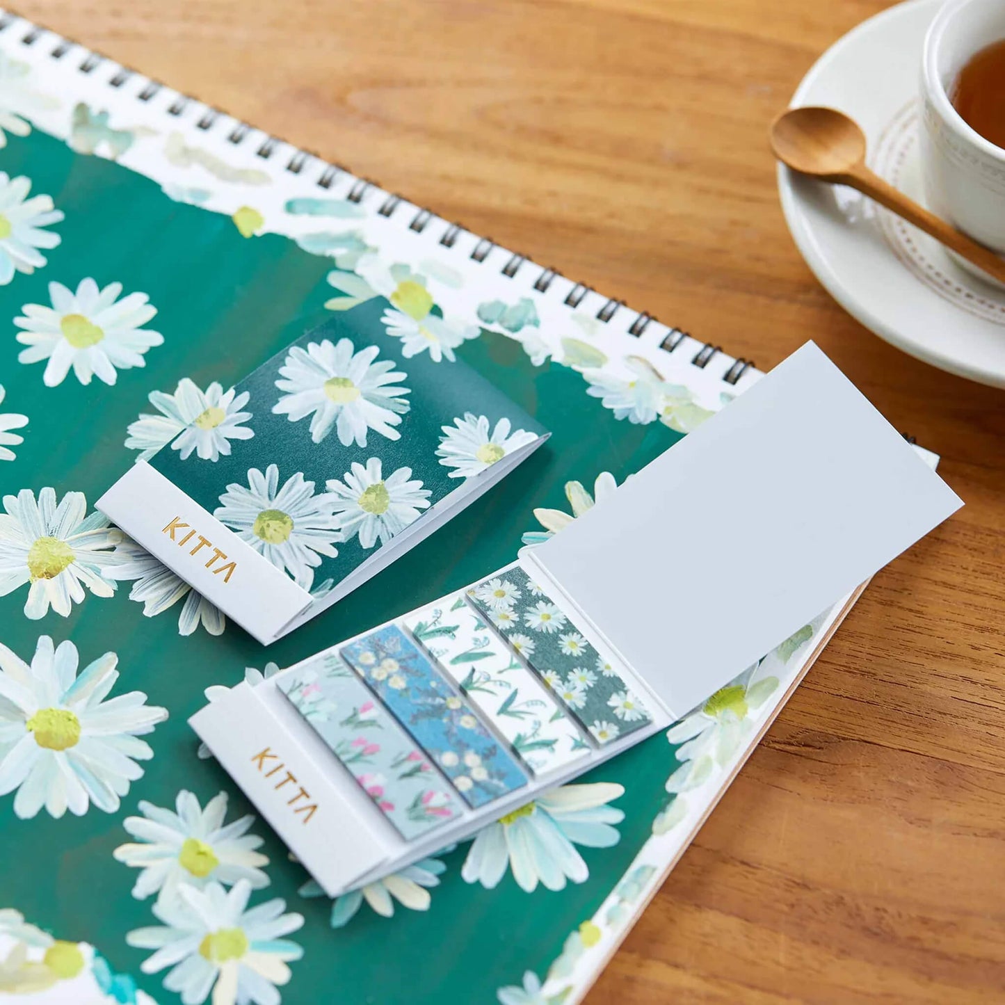 King Jim HITOTOKI KITTA Basic Washi Tape - Flower 9 - Kitta