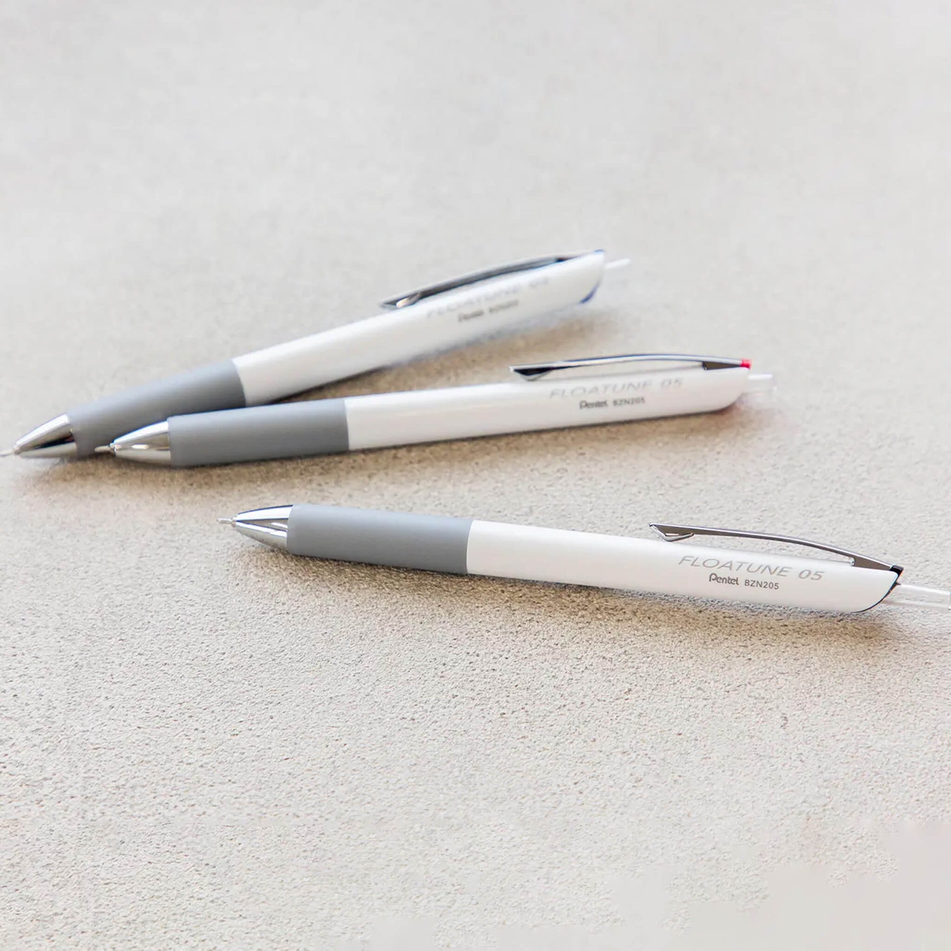 Pentel Floatune Ballpoint Pen 0.4mm - Black - Ballpoint Pens