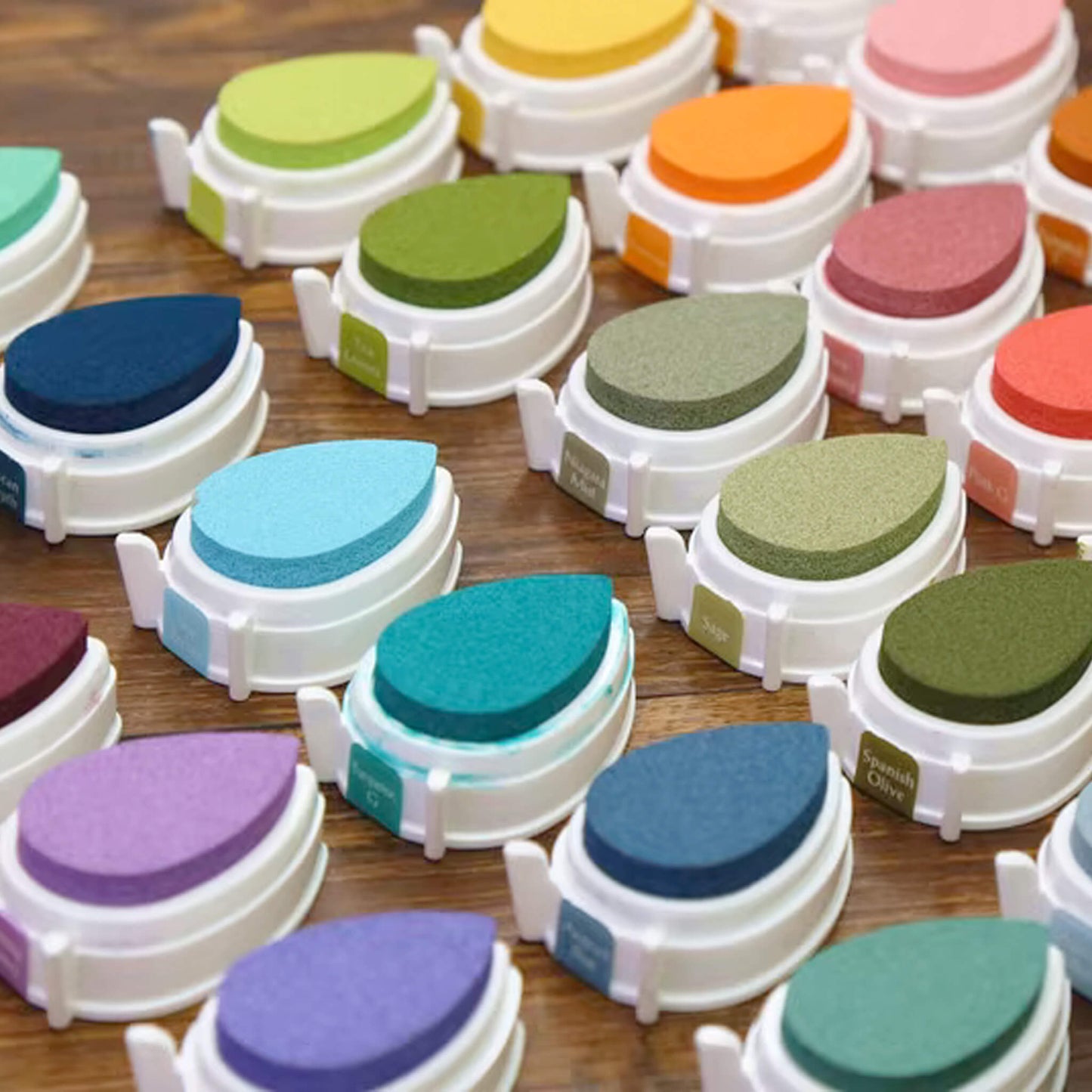 Tsukineko VersaMagic Dewdrop Stamp Ink Pad 4 - Color Set - Pretty Pastel - Stamp Ink Pads