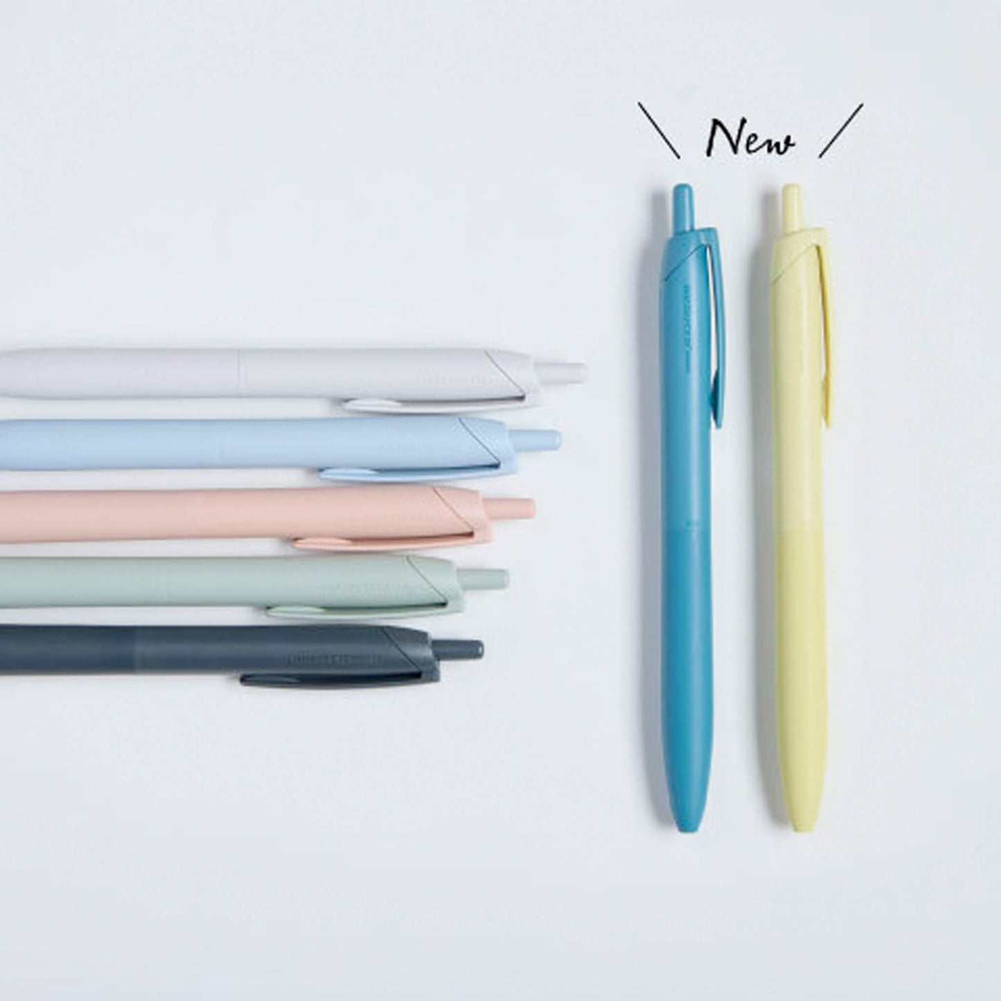 Uni Mitsubishi Jestream Single Ballpoint Pen (with Lite Touch Ink) 0.5mm - Light Blue - Ballpoint Pens