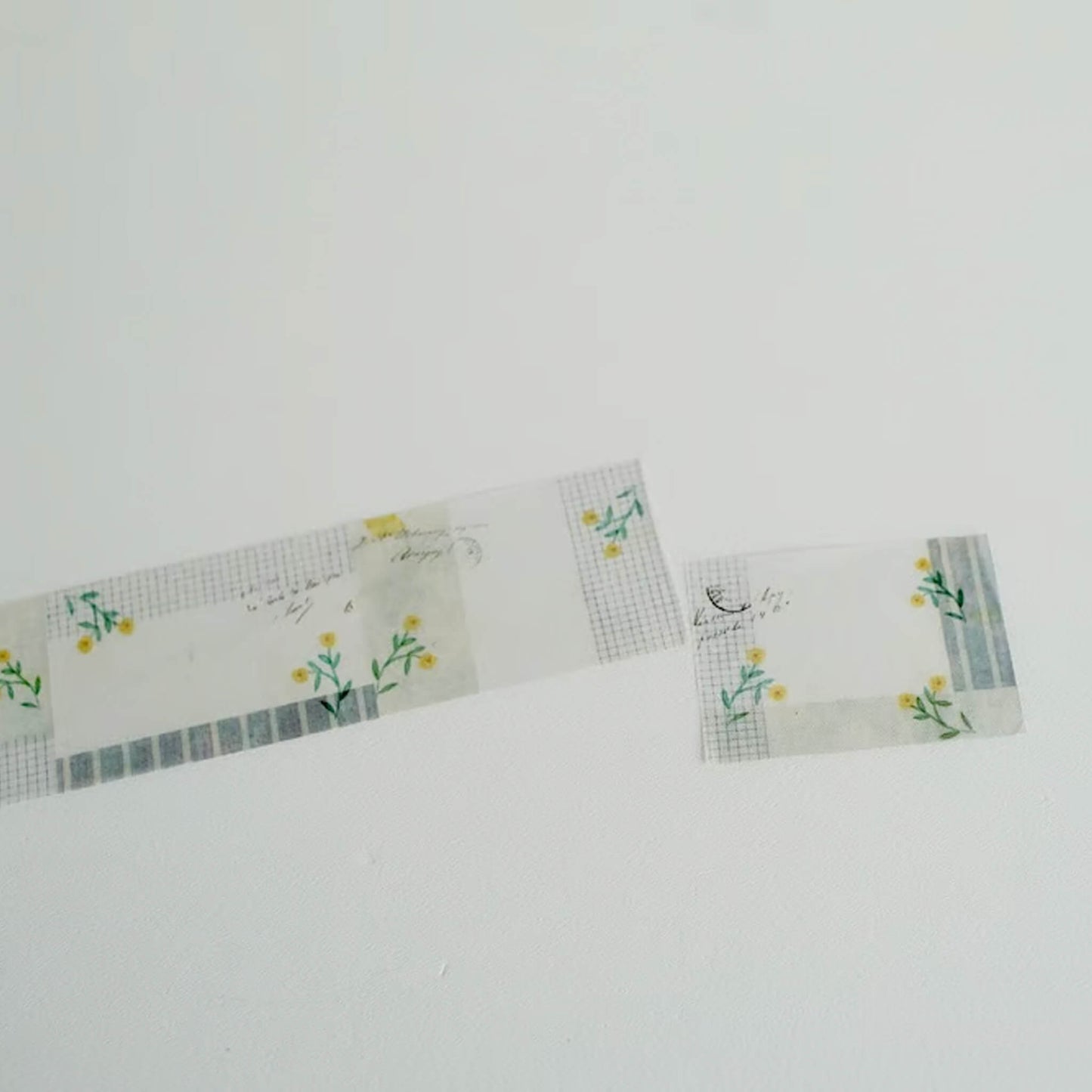 Yohaku × CHECK&STRIPE Roll Sticky Notes YC - 025 Winter Gift Rondo - Sticky Notes