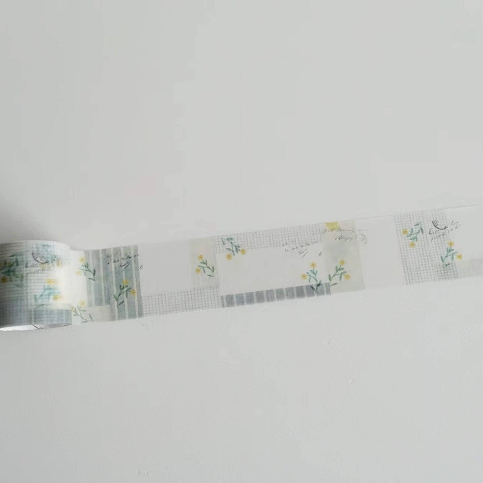 Yohaku × CHECK&STRIPE Roll Sticky Notes YC - 025 Winter Gift Rondo - Sticky Notes