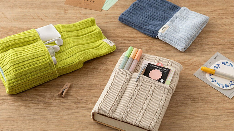 Midori HARAMAKI Knitted Book Band with Pockets - Paper Whisper