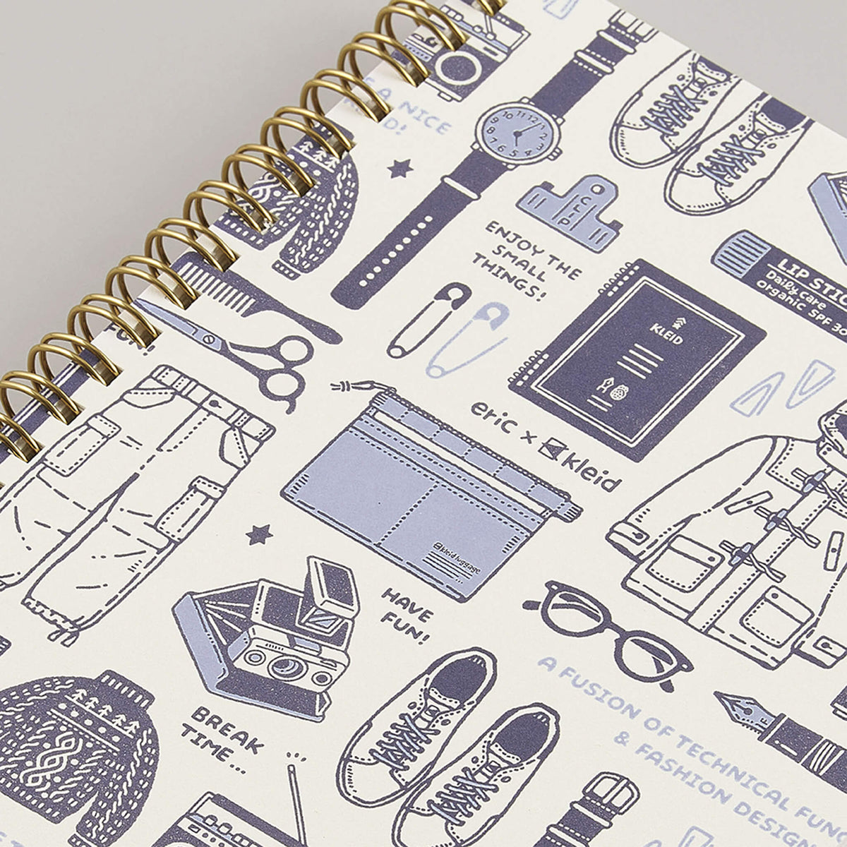 Kleid × Eric Small Things Ring Diary 2027 [B6]