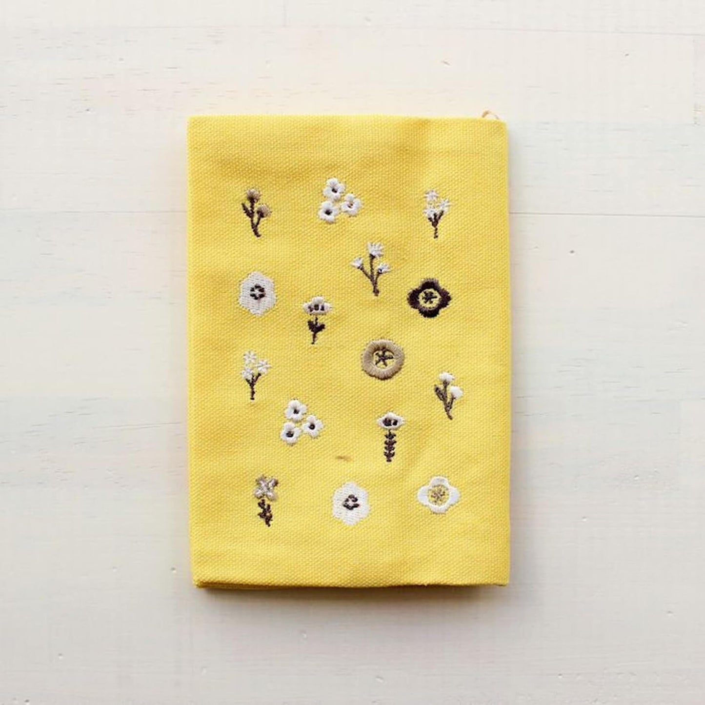 Furukawa Shiko Embroidered Book Cover A6 - Small Flower - Hontowatashi - Book Covers