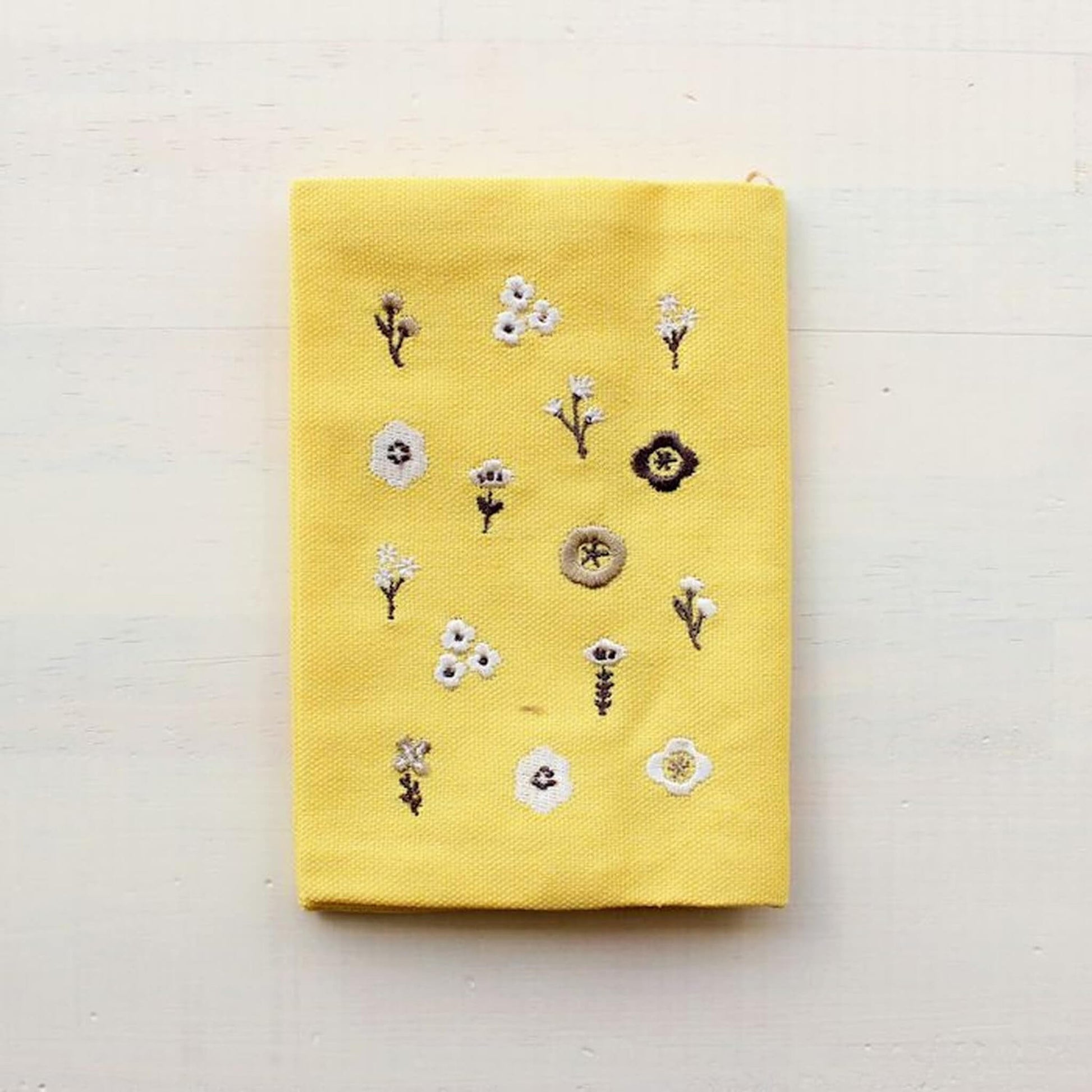 Furukawa Shiko Embroidered Book Cover A6 - Small Flower - Hontowatashi - Book Covers