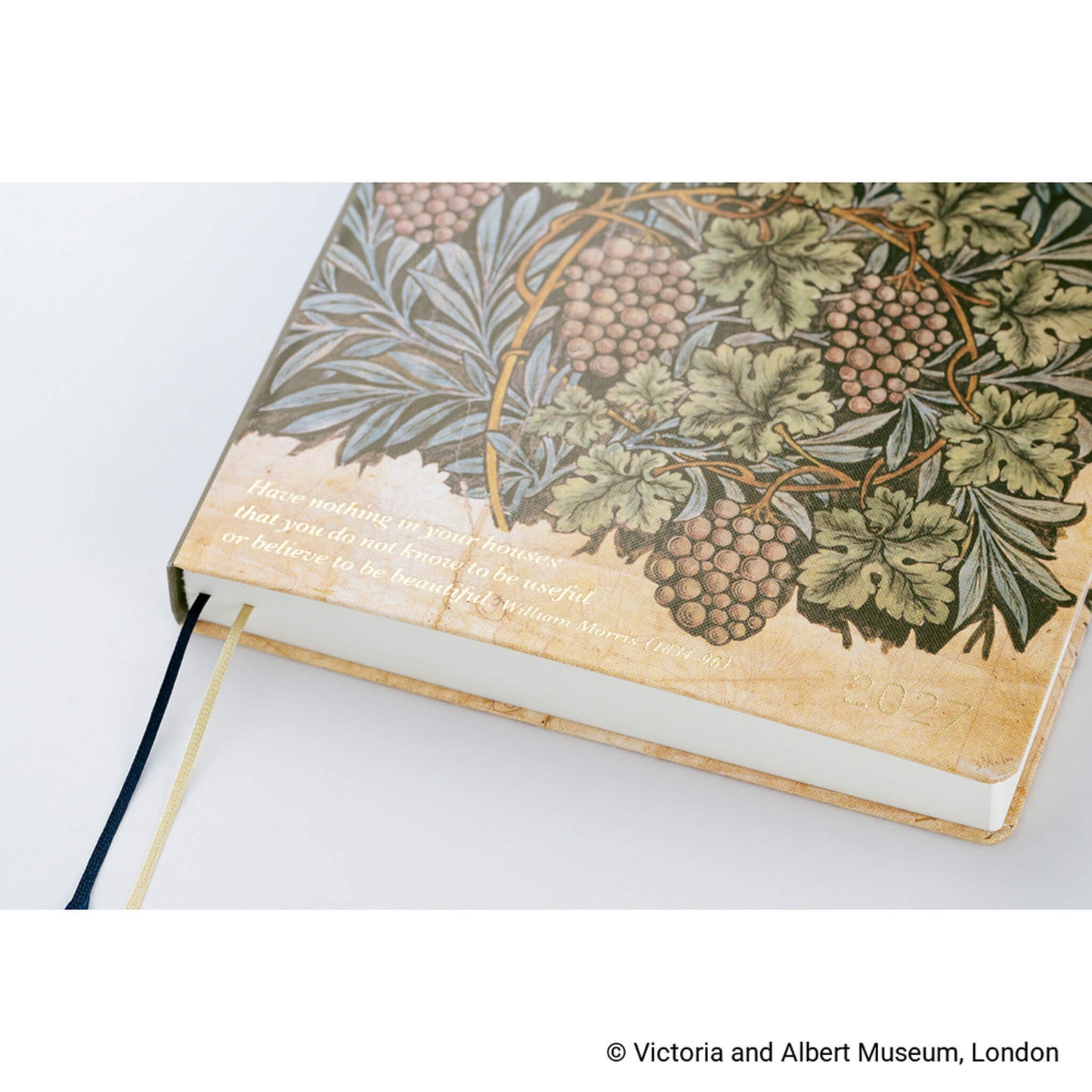 Hobonichi Techo HON A5 2027 - V&A Series: Vine - 2027 Planners & Diaries