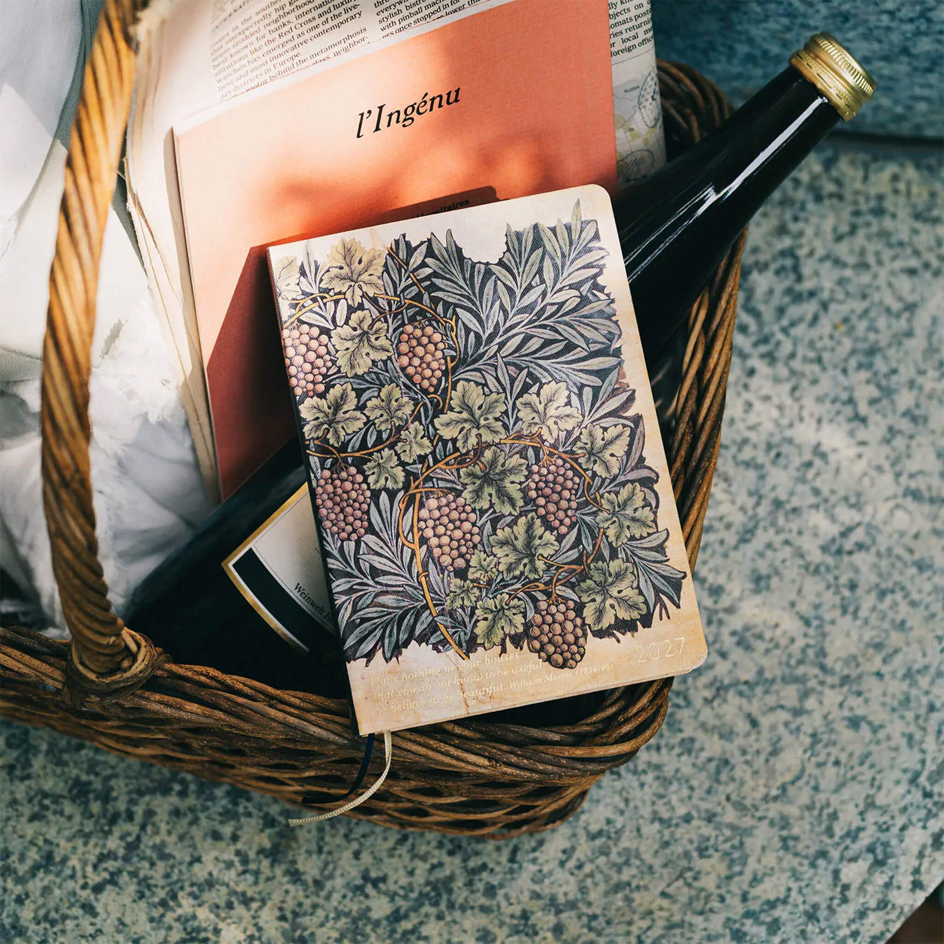 Hobonichi Techo HON A6 2027 - V&A Series: Vine - 2027 Planners & Diaries