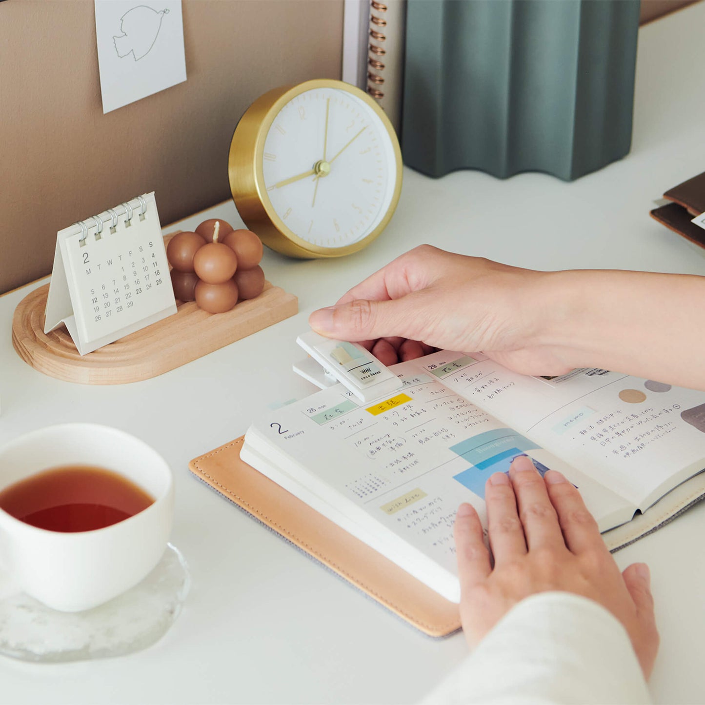 Kanmido Mini Clip Coco Fusen Sticky Notes - Misty White Gray - Clip-on Sticky Notes