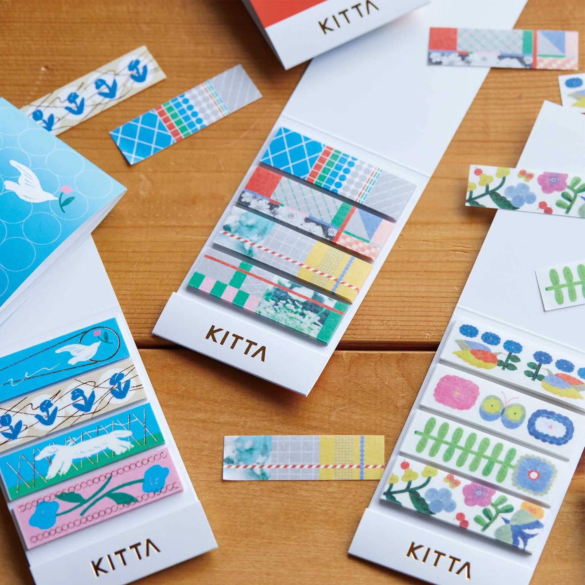 King Jim HITOTOKI KITTA Basic Washi Tape - Waltz (Gold Foil) - Kitta