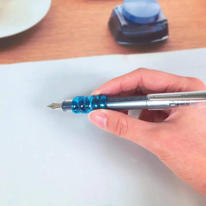 Kutsuwa Punyu Spiral Pen Grip - Clear - Pen Grips