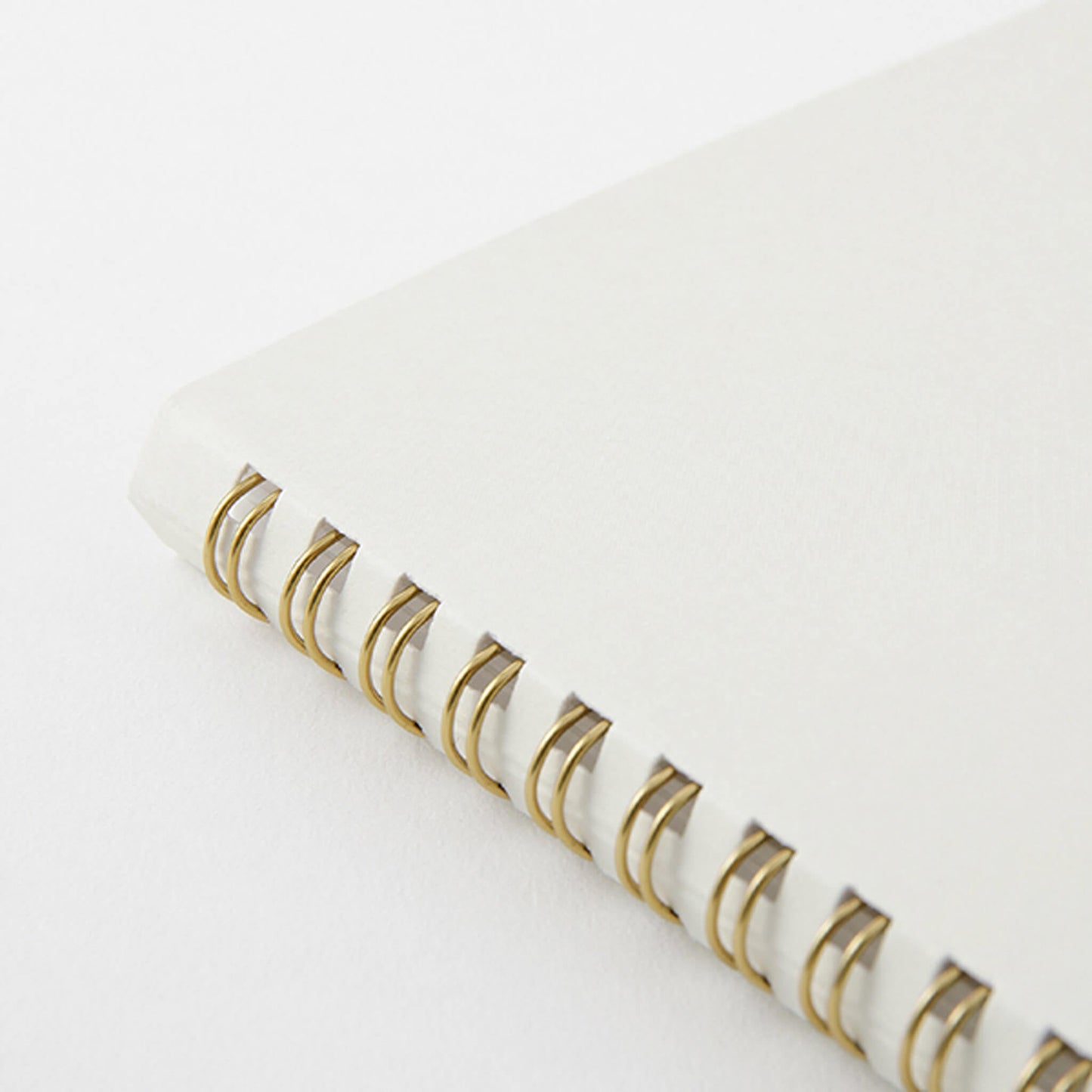 Midori Color Dot Ring Notebook A5 Dotted White - Notebooks