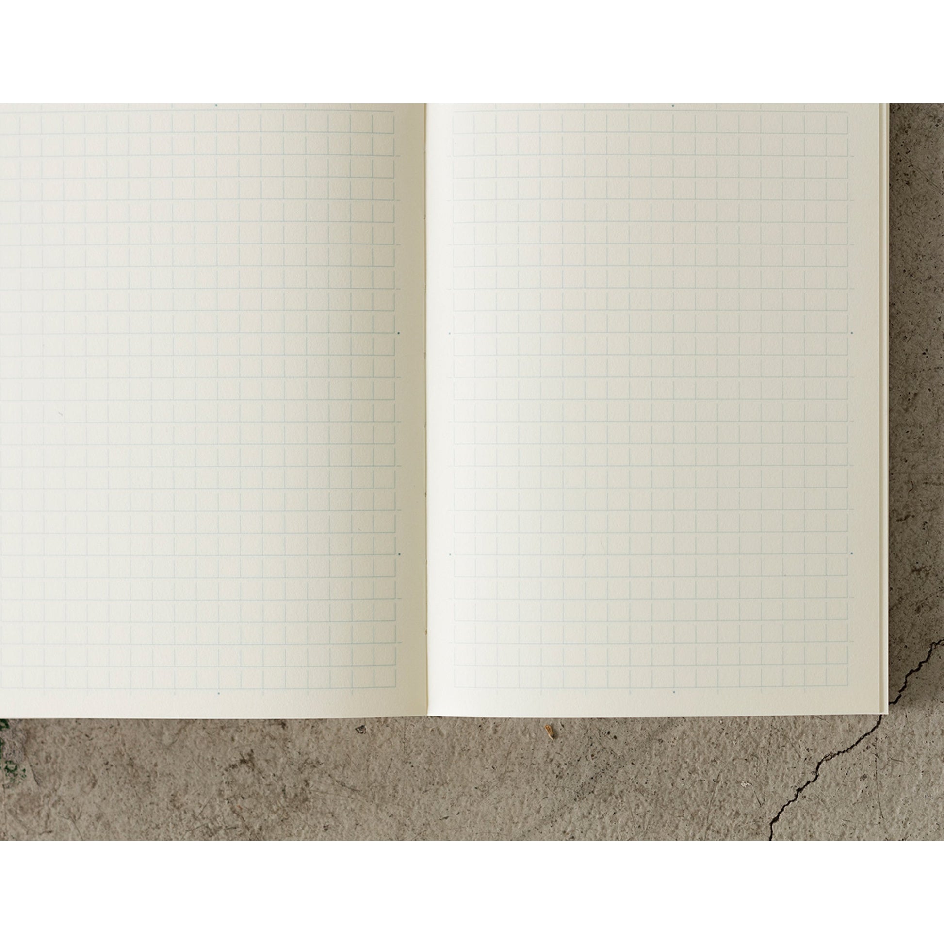 Midori MD Notebook [A5] Grid - Notebooks