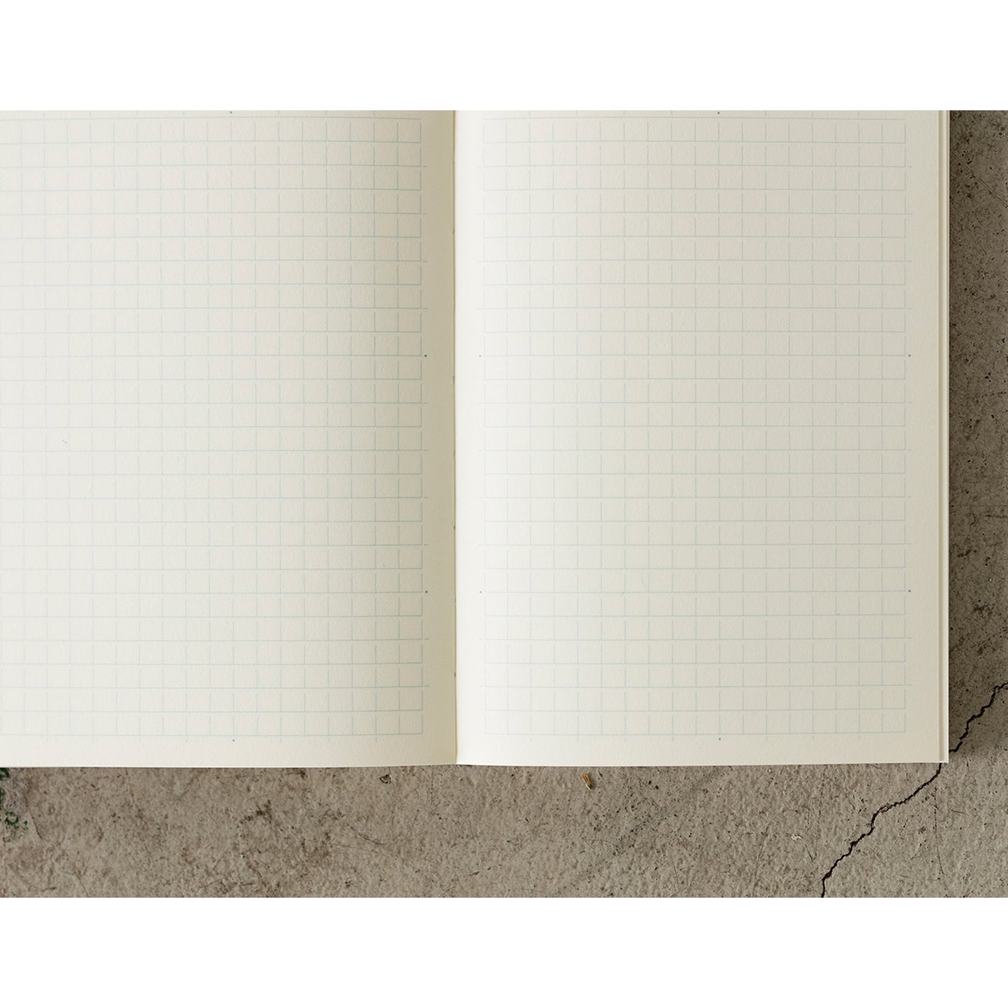 Midori MD Notebook [B6 Slim] Grid - Notebooks