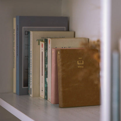[PRE-ORDER] Midori hibino Diary 2027 2 Pages per Day - Camel [A6] - 2027 Planners & Diaries