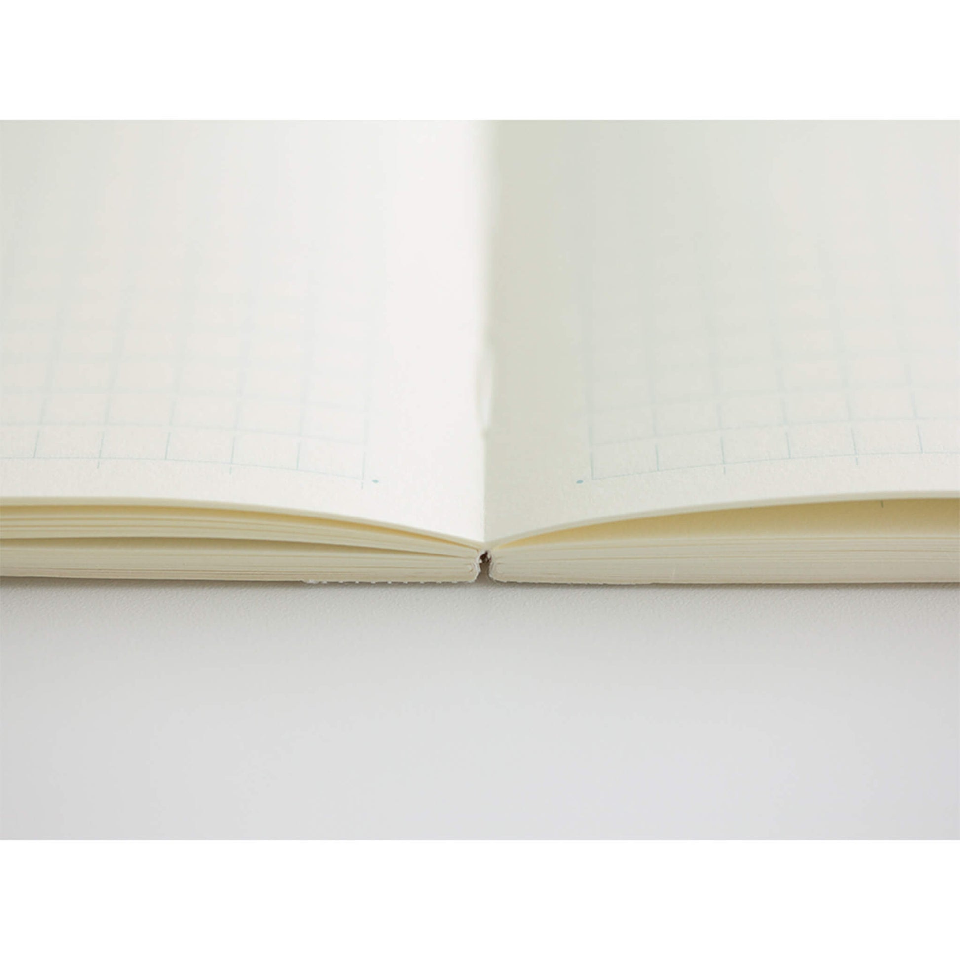 [PRE - ORDER] Midori MD Notebook Diary 2026 Monthly Block & Grid Memo A5 Thin - 2026 Diaries & Planners