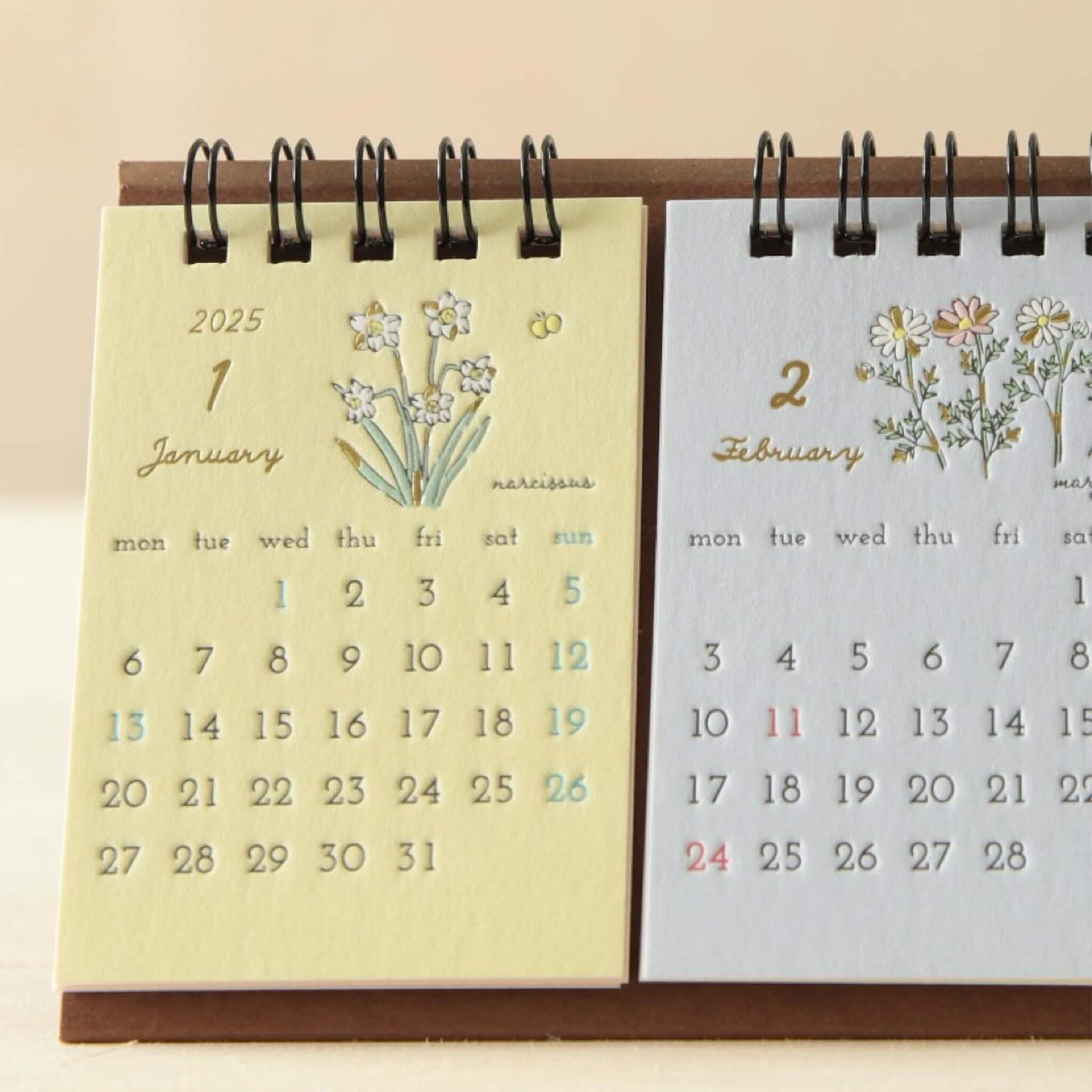 Ryu - Ryu 2025 3 - Month Desk Calendar Flower - Calendars