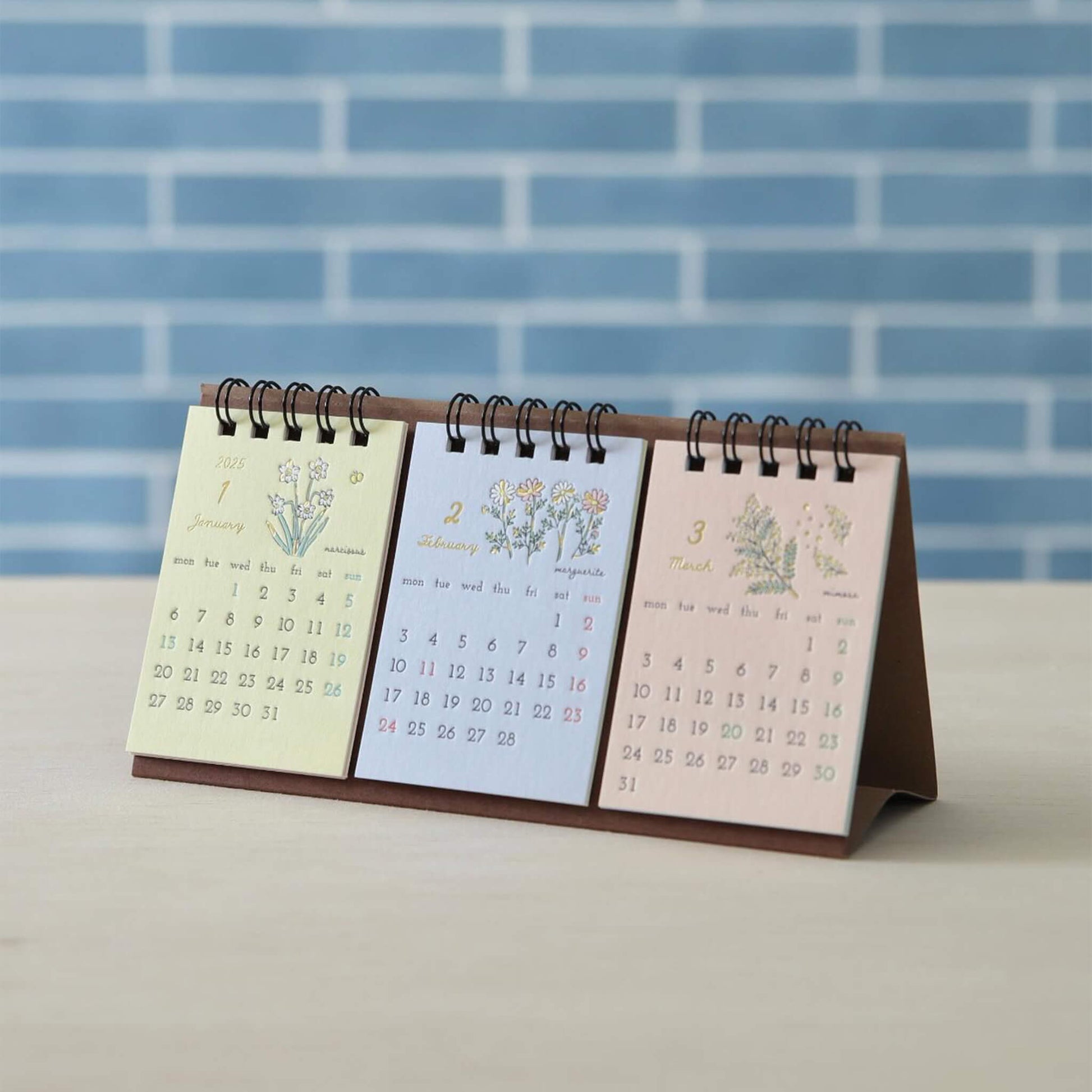 Ryu - Ryu 2025 3 - Month Desk Calendar Flower - Calendars