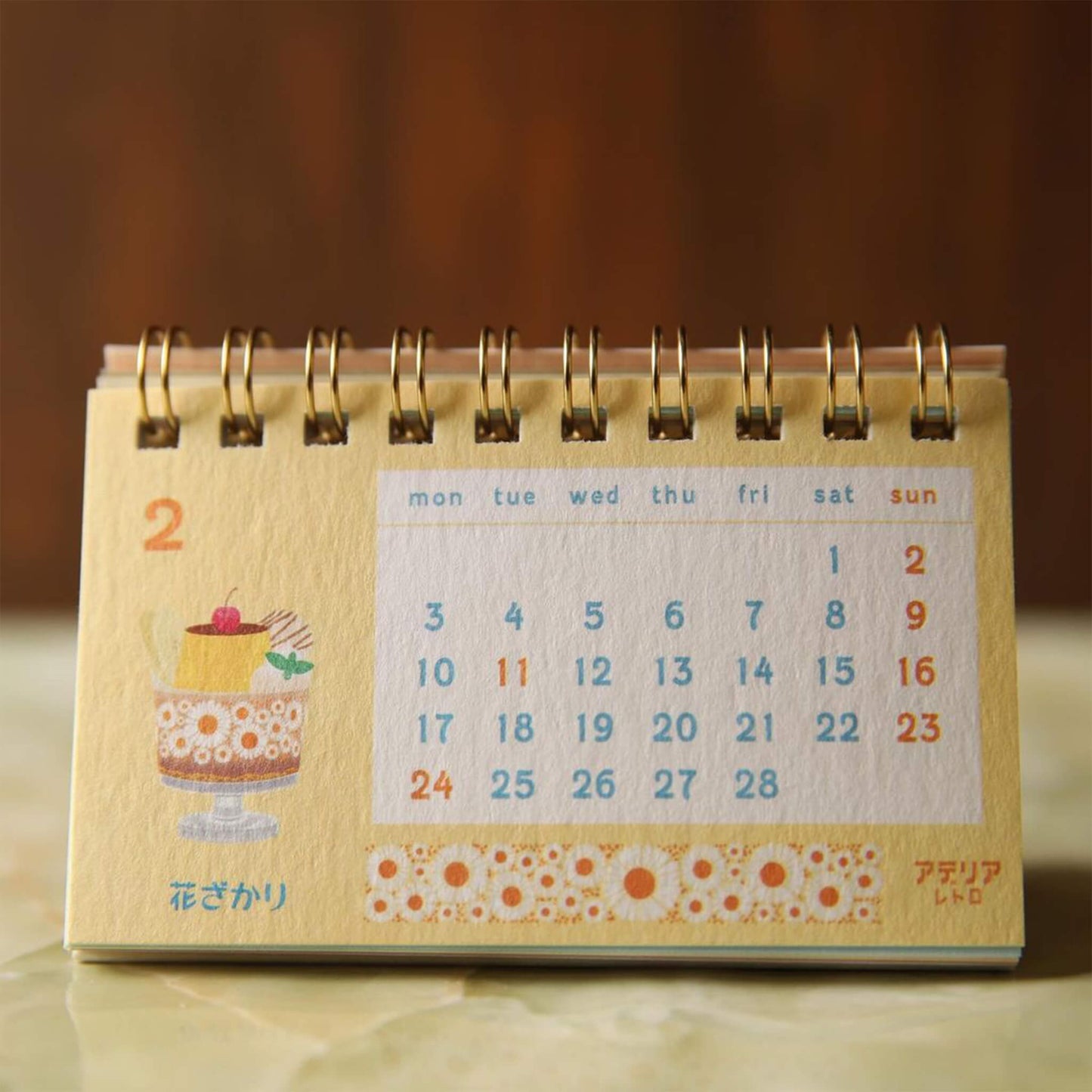 Ryu - Ryu 2025 Mini Desk Calendar Aderia Retro - Calendars