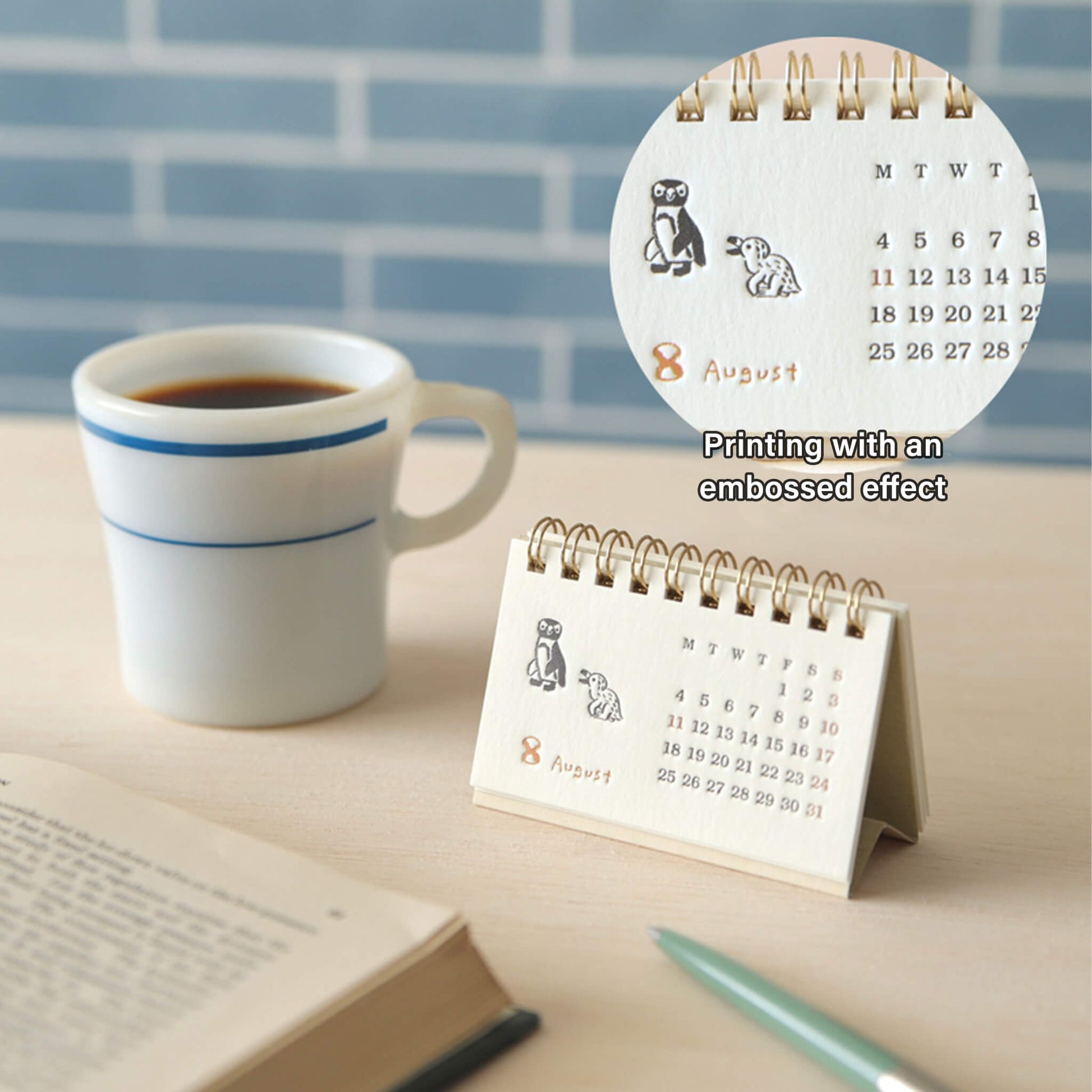 Ryu - Ryu 2025 Mini Desk Calendar Animal Parade - Calendars