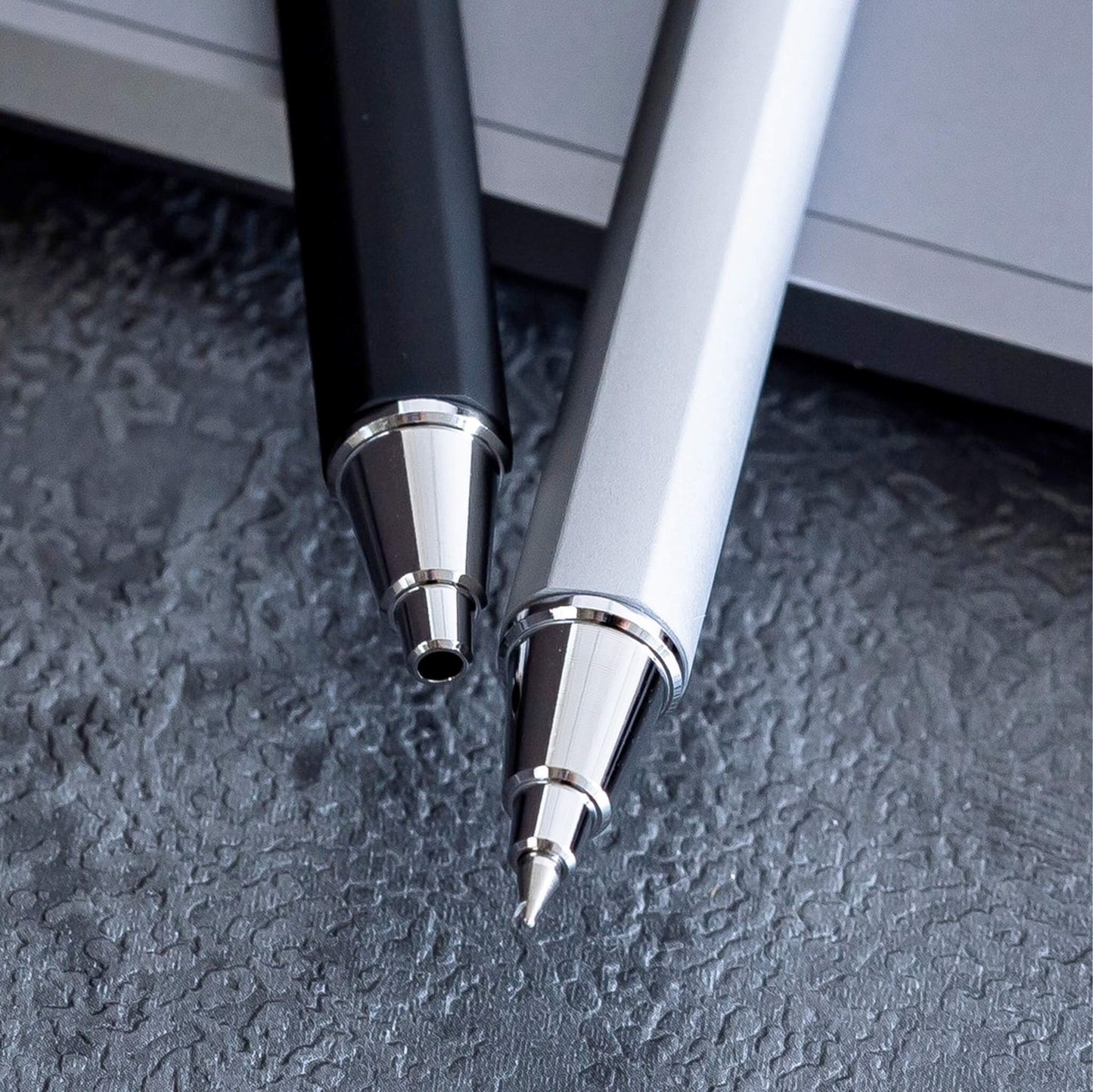 Sakura Ballsign iD Plus Gel Pen 0.4mm - Pure Black (Black) - Gel & Rollerball Pens
