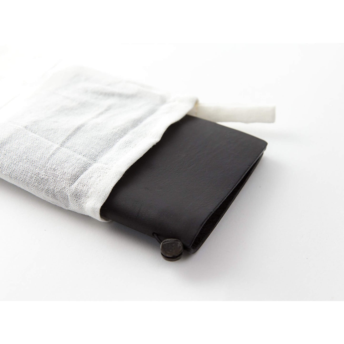 TRAVELER'S notebook - Passport Size - Black - Notebooks