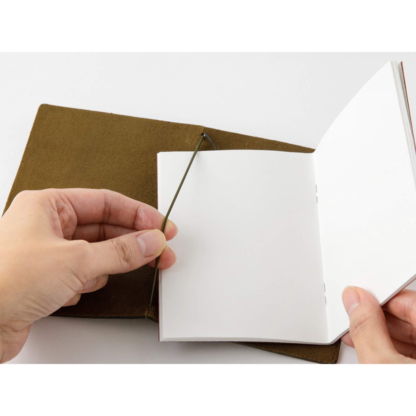 TRAVELER'S notebook - Passport Size - Olive - Notebooks