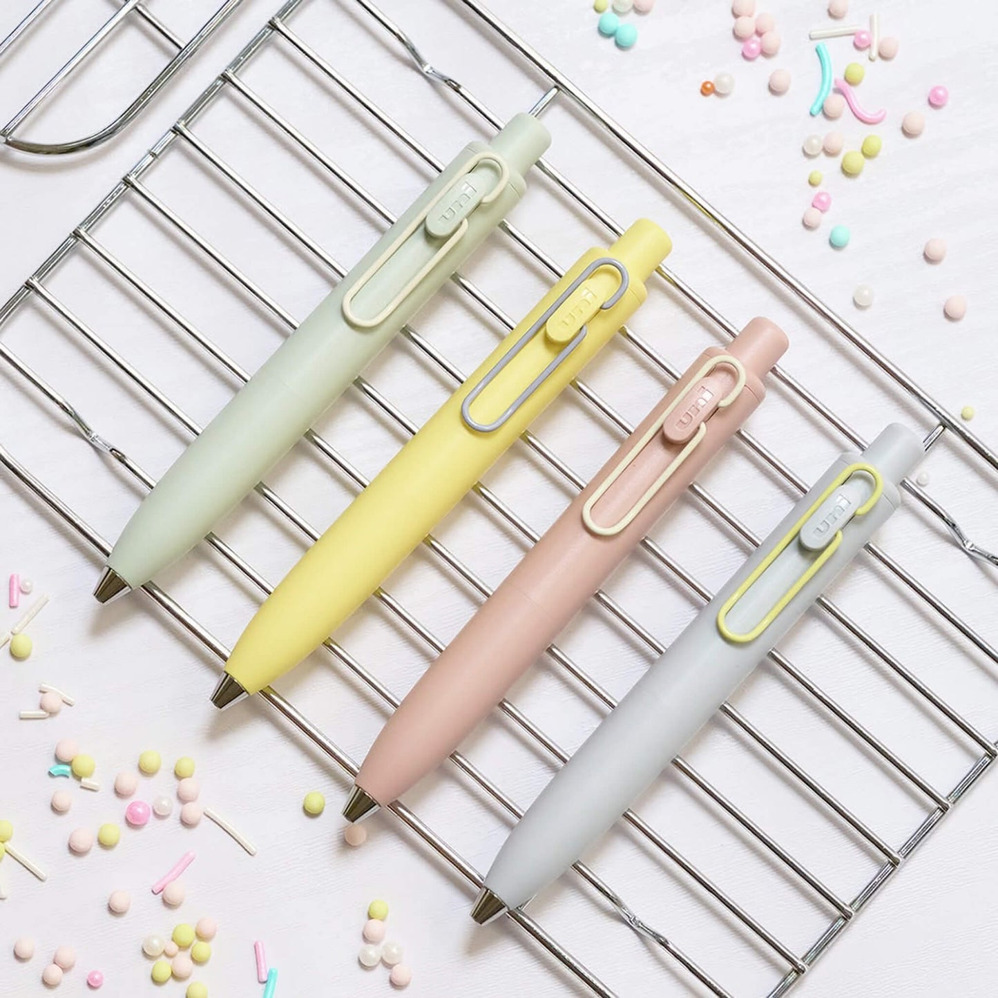 Uni - ball ONE P Gel Pen - Marriage Color [Limited] - 0.38mm | White Mint - Gel & Rollerball Pens